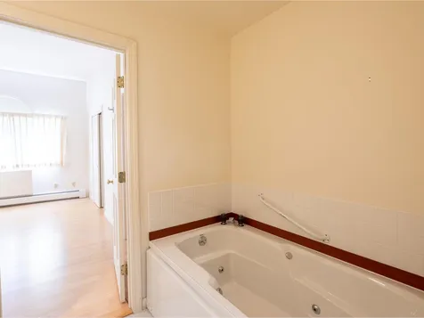 131 Covington Lane Shelburne VT 05482