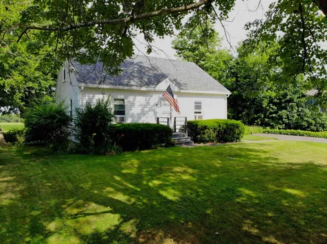 22 Constance Street Bedford NH 03110