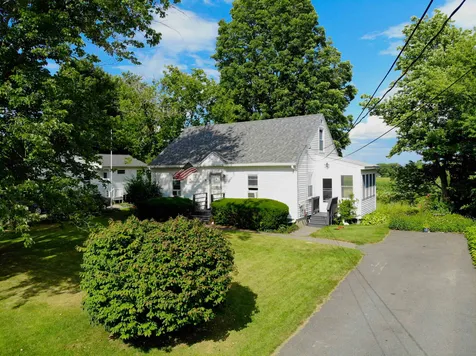 22 Constance Street Bedford NH 03110