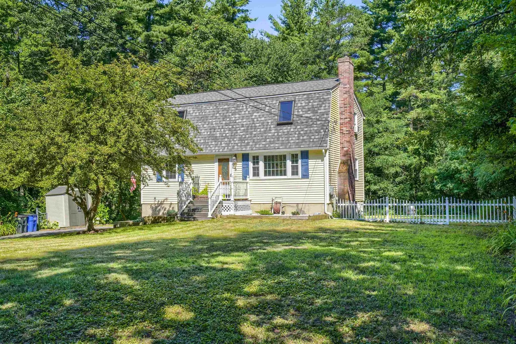 6 Pineridge Road Pelham NH 03076