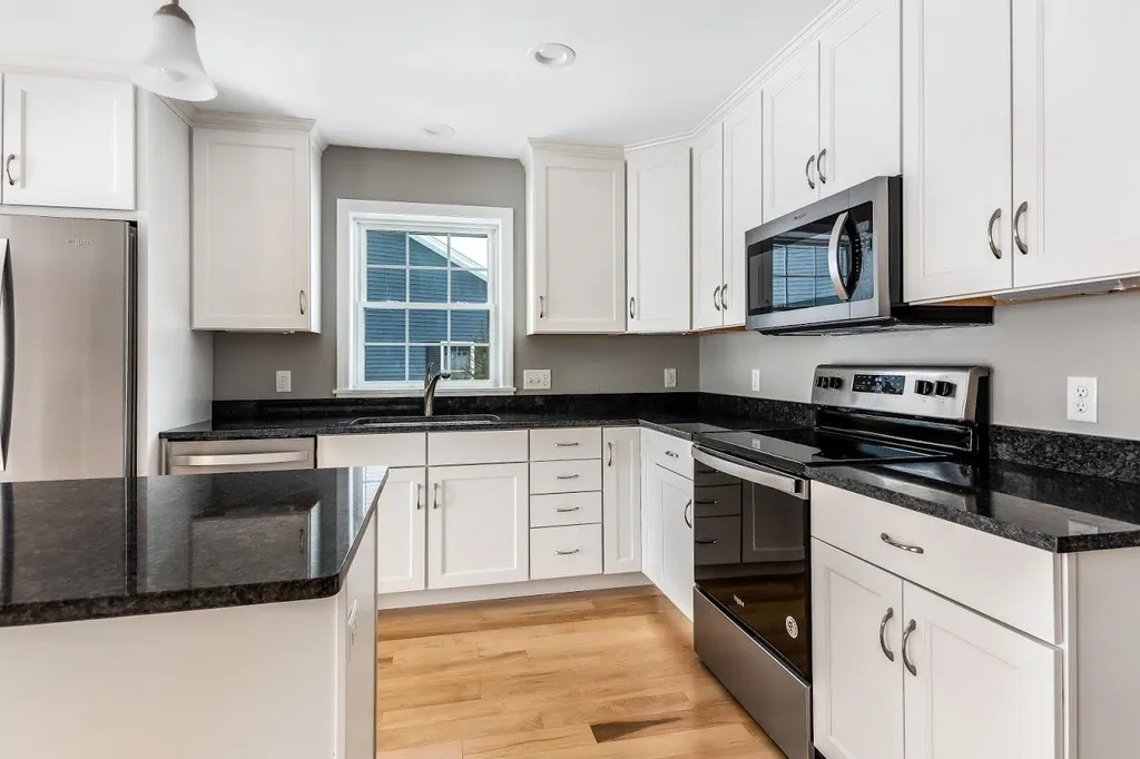 35 Florence Lane Colchester VT 05446