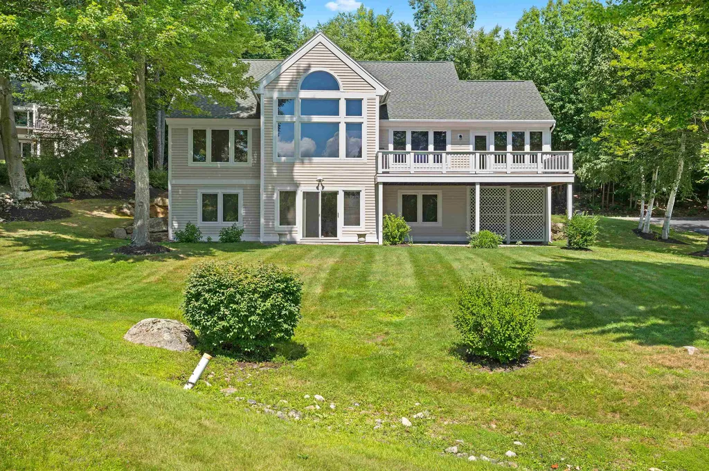 8 Eagle Point Meredith NH 03253