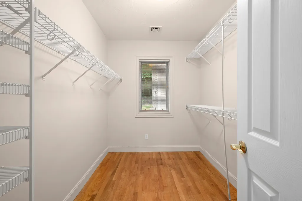 8 Eagle Point Meredith NH 03253