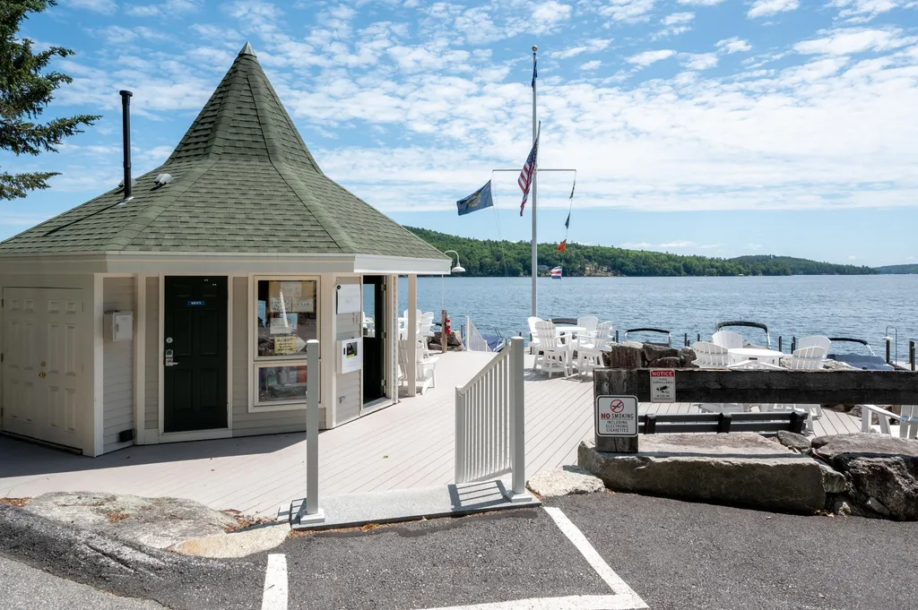8 Eagle Point Meredith NH 03253