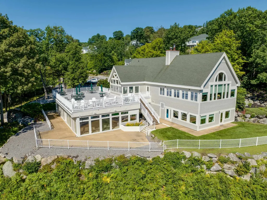 8 Eagle Point Meredith NH 03253