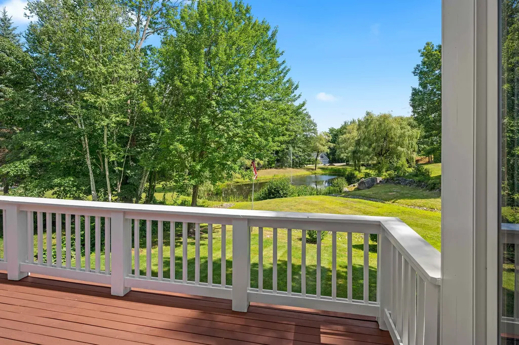 8 Eagle Point Meredith NH 03253