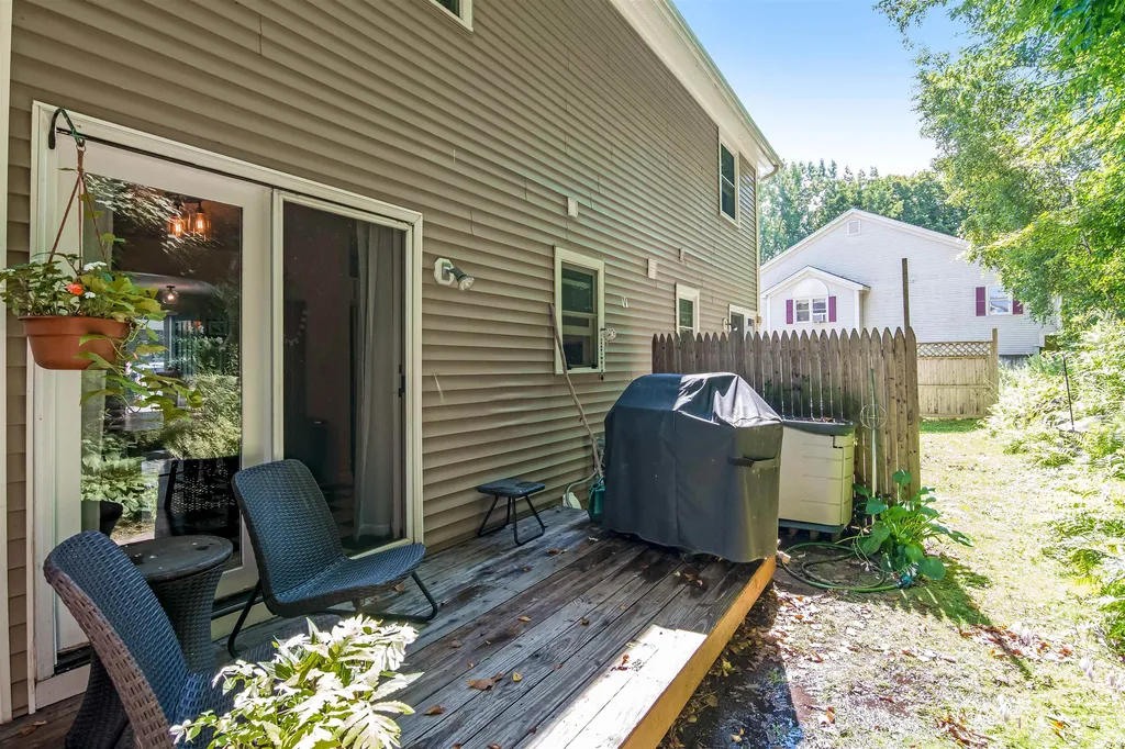 67 Farr Road Richmond VT 05477
