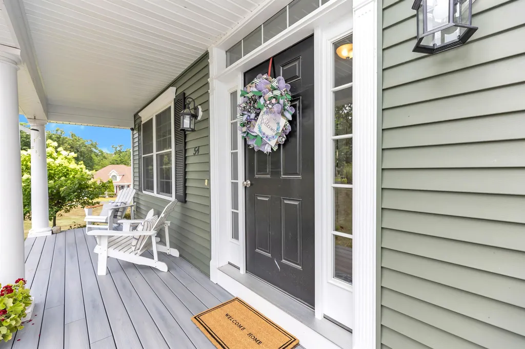 54 Saddle Hill Drive Auburn NH 03032