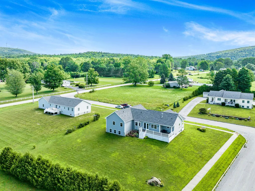 508 Horseshoe Circle Milton VT 05468