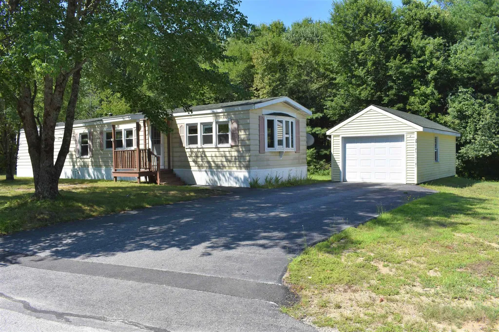 26 Maple Drive Rindge NH 03461