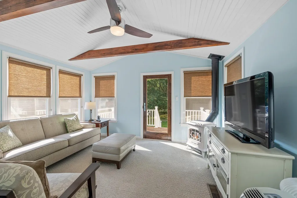 208 Brickett Hill Road Pembroke NH 03275