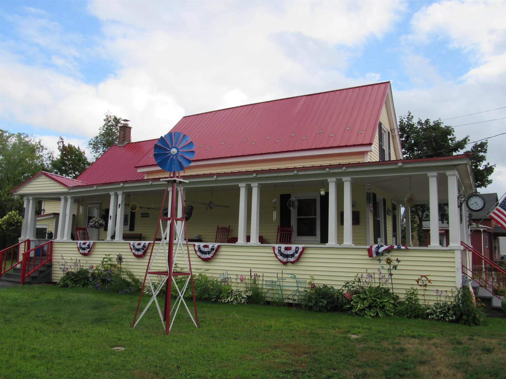 1774 Hutchins Street Berlin NH 03570