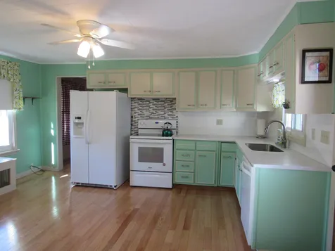 1774 Hutchins Street Berlin NH 03570