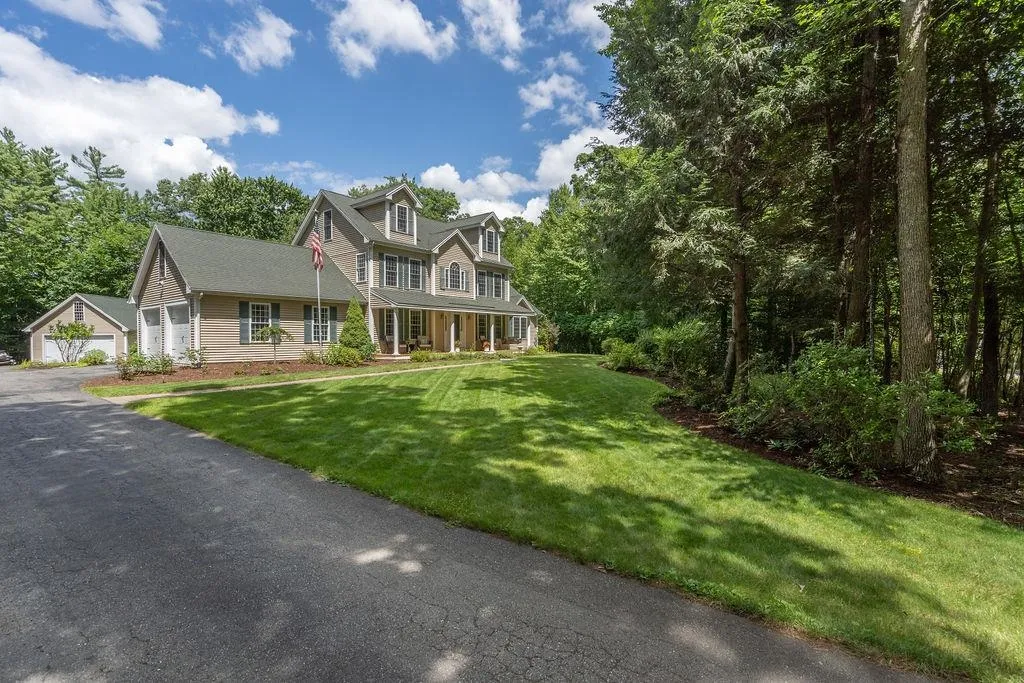 9 Carter Way Strafford NH 03884