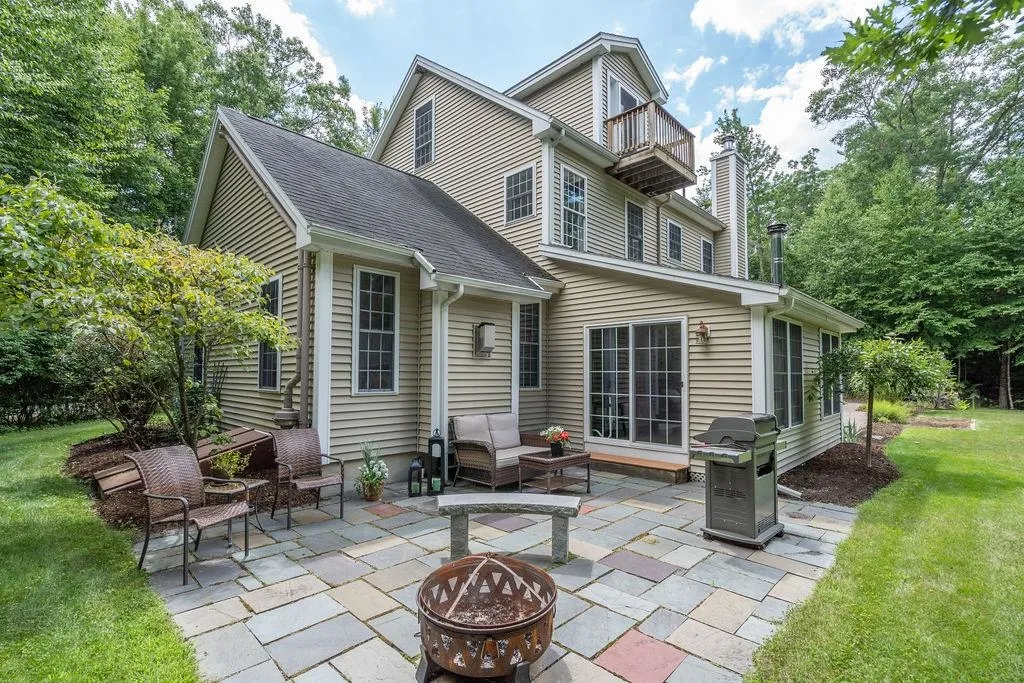 9 Carter Way Strafford NH 03884