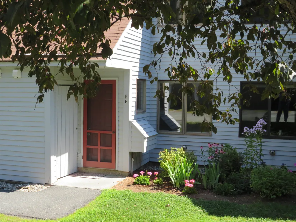 169 Woodhaven Drive Hartford VT 05001