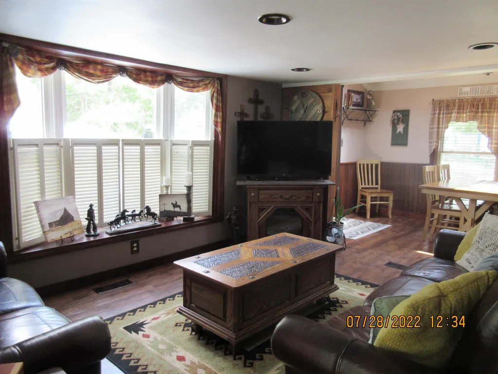 42 Spring Street Farmington NH 03835