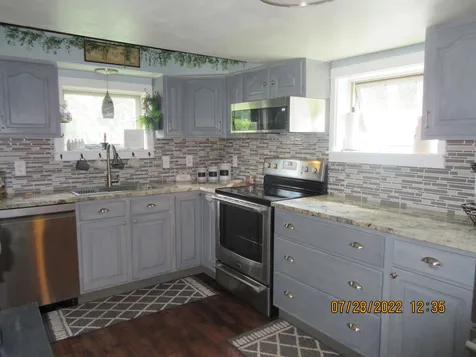 42 Spring Street Farmington NH 03835