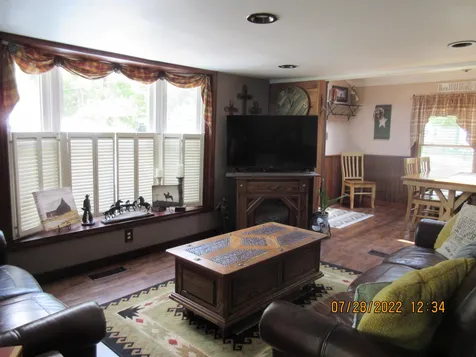 42 Spring Street Farmington NH 03835