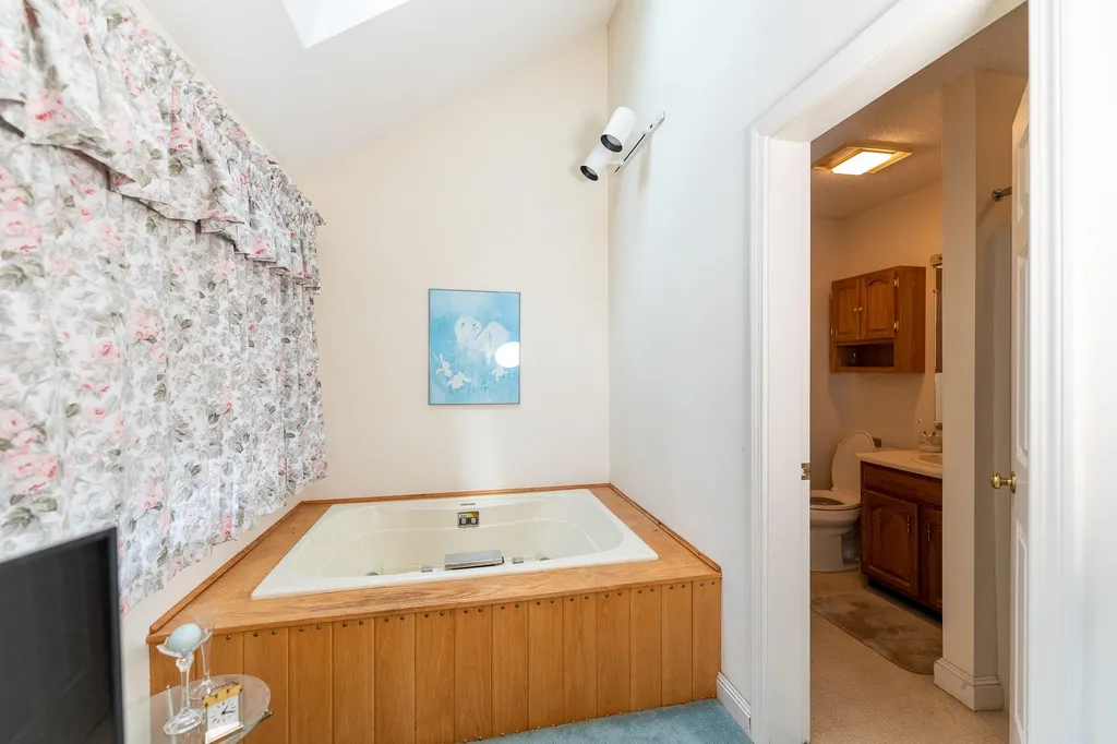 2 Mountain West Drive Wolfeboro NH 03894
