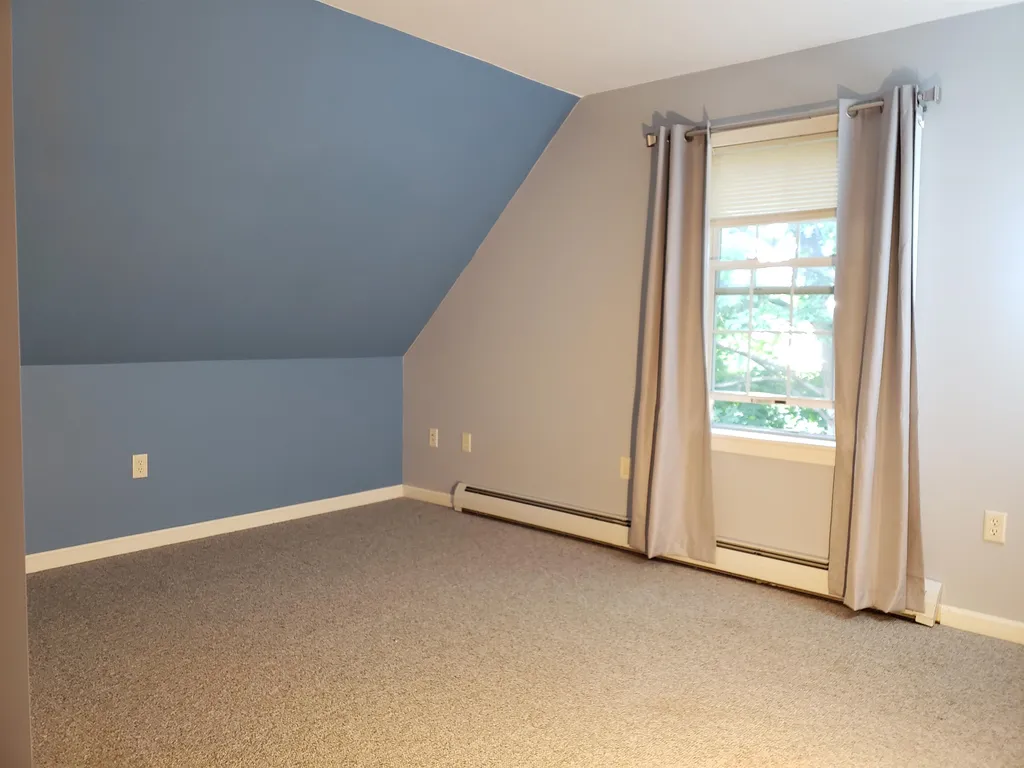 9 Fairview Avenue Lebanon NH 03766