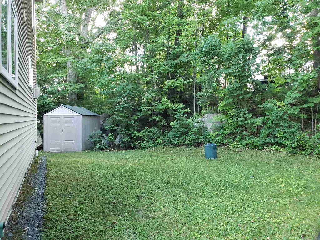 9 Fairview Avenue Lebanon NH 03766