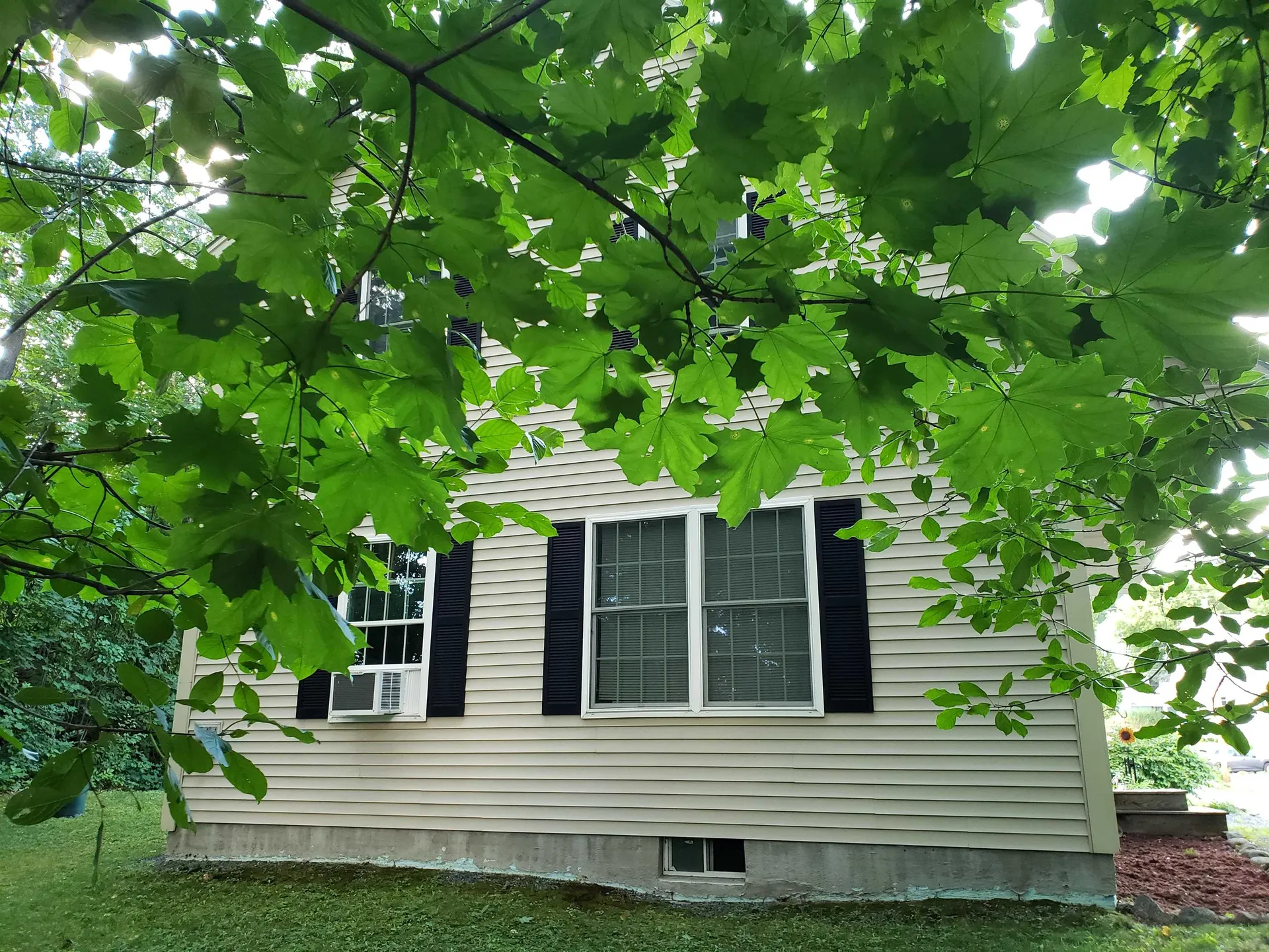 9 Fairview Avenue Lebanon NH 03766