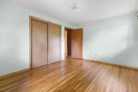 20 Lucille Avenue Salem NH 03079