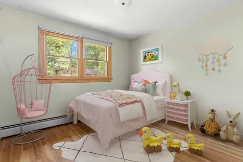 20 Lucille Avenue Salem NH 03079
