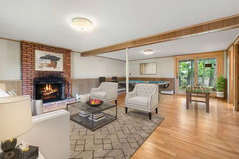 20 Lucille Avenue Salem NH 03079