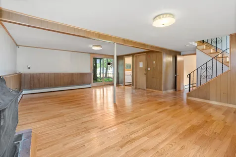 20 Lucille Avenue Salem NH 03079