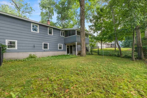 20 Lucille Avenue Salem NH 03079