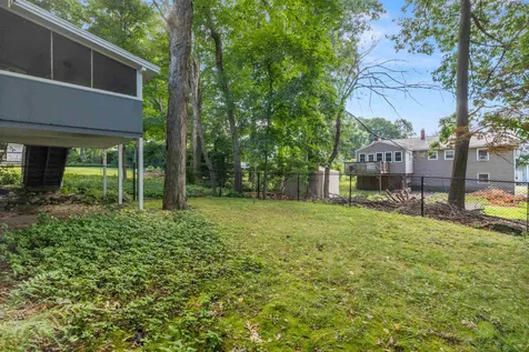 20 Lucille Avenue Salem NH 03079