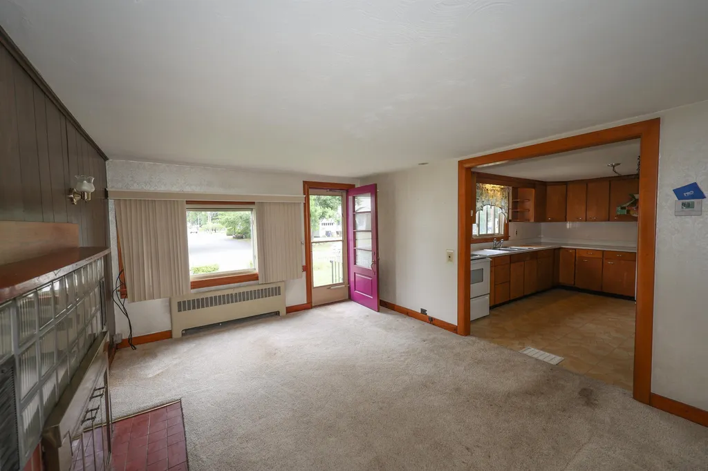 31 E Dunstable Road Nashua NH 03060