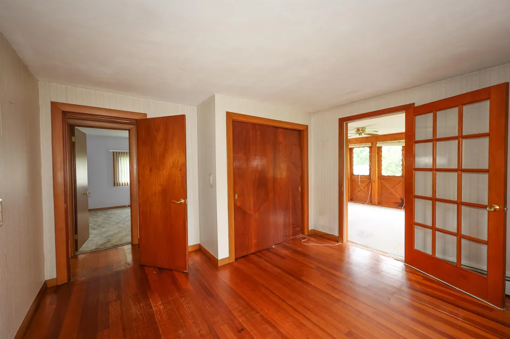 31 E Dunstable Road Nashua NH 03060