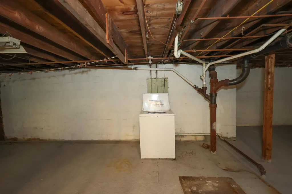 31 E Dunstable Road Nashua NH 03060