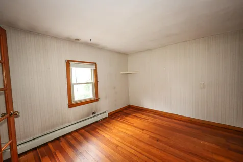 31 E Dunstable Road Nashua NH 03060