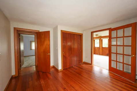 31 E Dunstable Road Nashua NH 03060