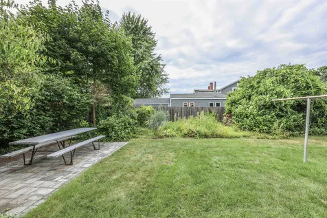 31 E Dunstable Road Nashua NH 03060