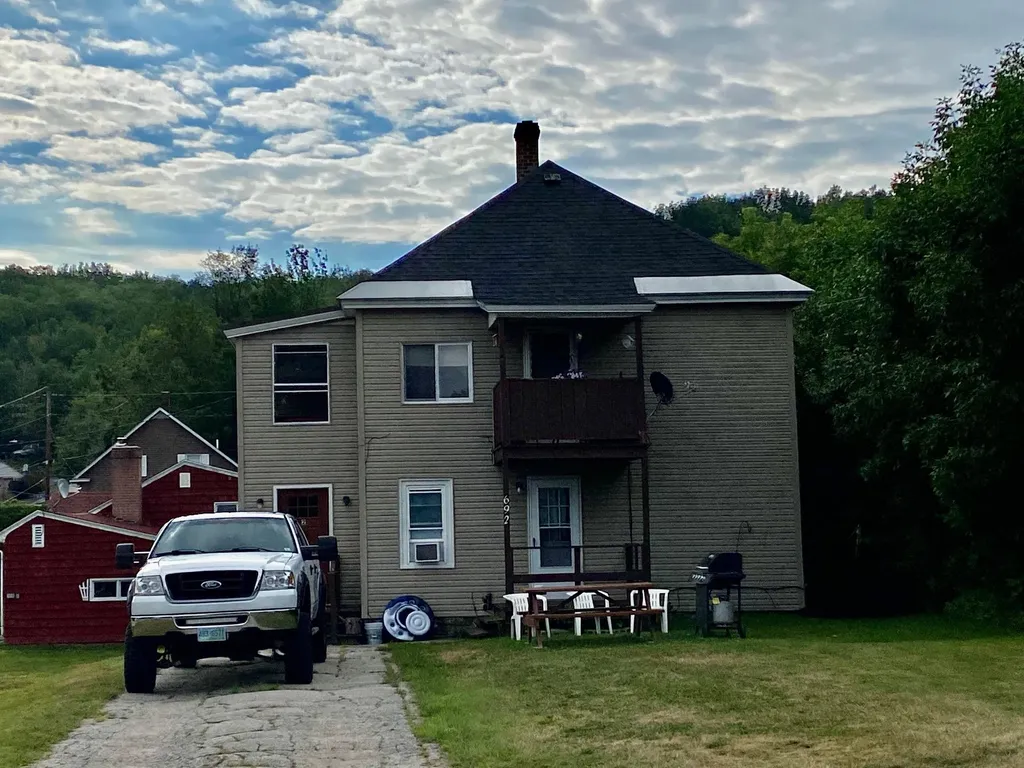 692 Kent Street Berlin NH 03570