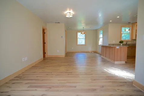 5 Juniper Street Exeter NH 03833