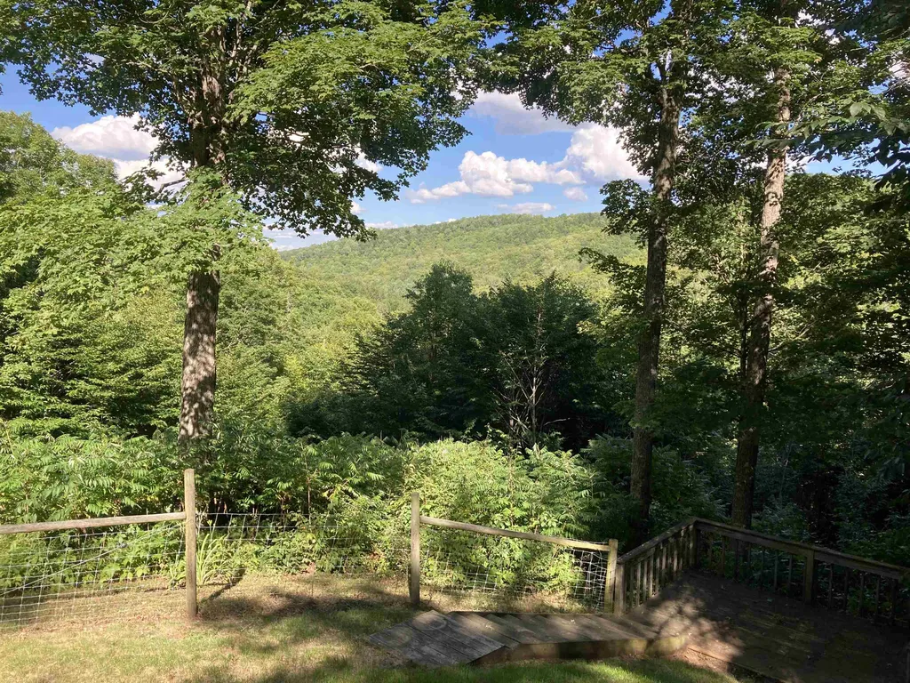 4350 Maplewood Road Corinth VT 05039