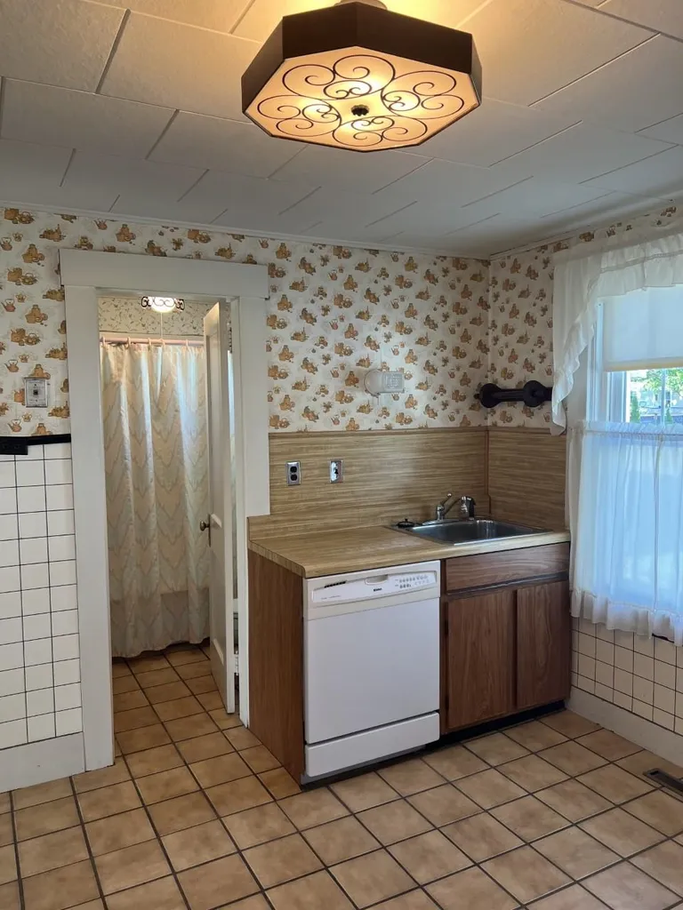 69 Royal Avenue Keene NH 03431
