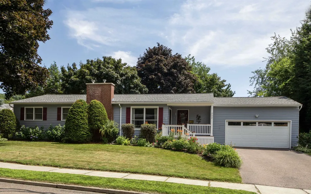 303 Shore Road Burlington VT 05408