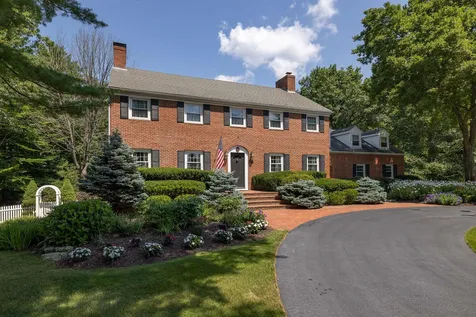 219 Kensington Road Hampton Falls NH 03844