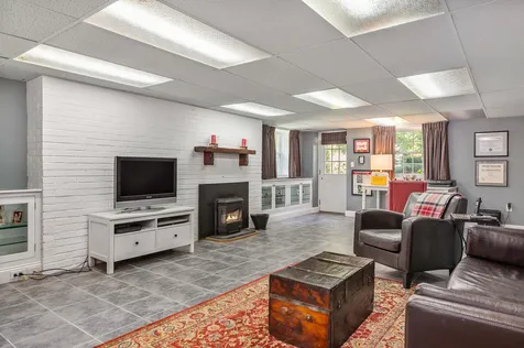 219 Kensington Road Hampton Falls NH 03844