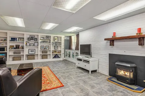 219 Kensington Road Hampton Falls NH 03844