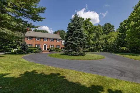 219 Kensington Road Hampton Falls NH 03844