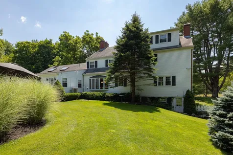 219 Kensington Road Hampton Falls NH 03844