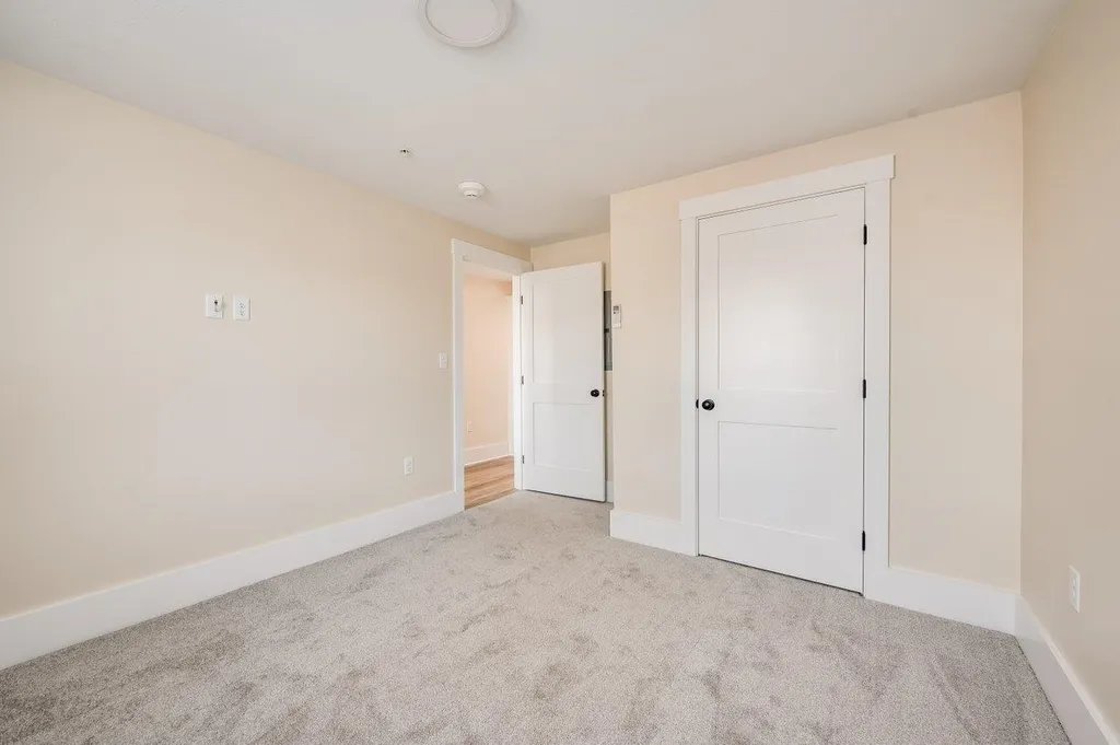 559 Islington Street Portsmouth NH 03801